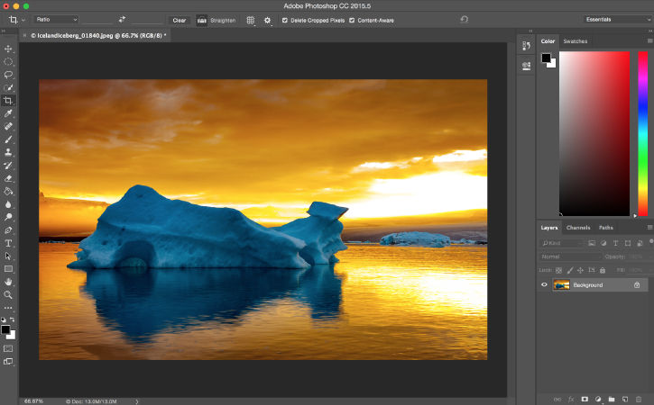 Content-Aware option has filled the edges of the iceberg image to match the rest of the photo