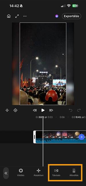 Egy klip az idővonalon, az eszköztár kiemelt Mirror és Flip gombjaival.