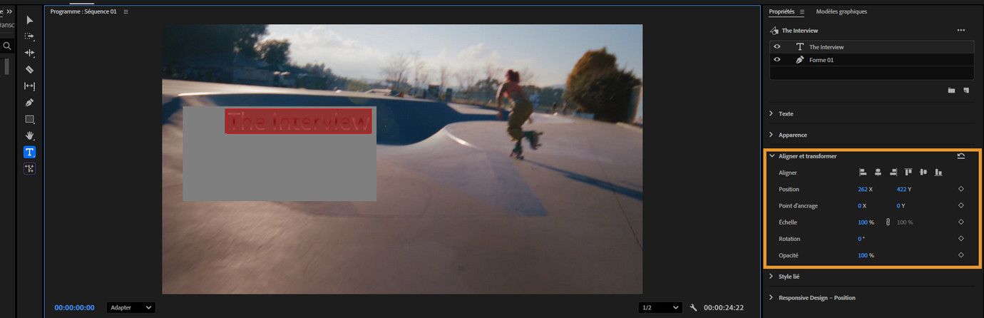 Le panneau Aligner et transformer est ouvert dans Premiere Pro, affichant les options pour distribuer et aligner les calques de texte sélectionnés.