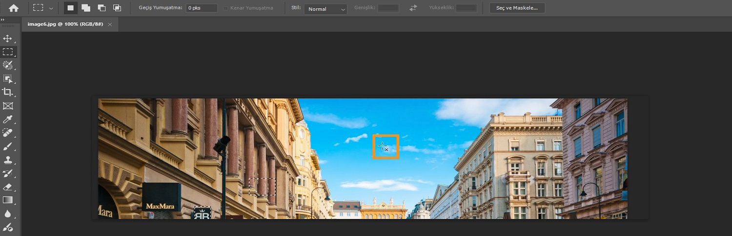 Photoshop ekran görüntüsü. Yapay zeka ile oluşturulan içerikler yanlış olabilir.