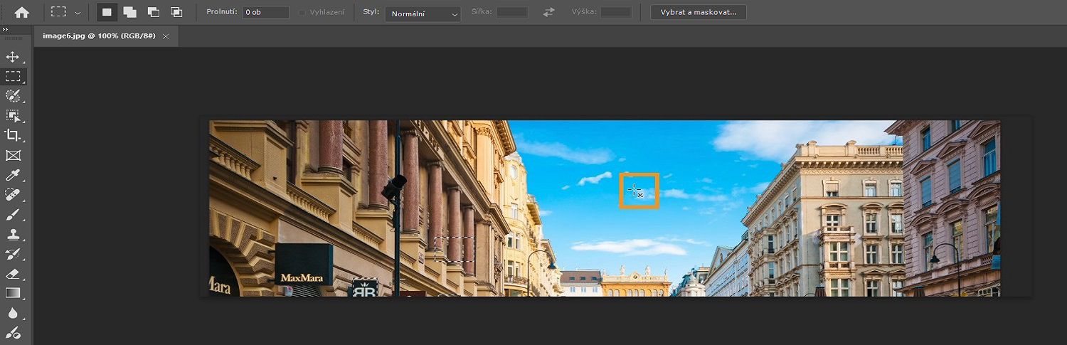 Snímek obrazovky z photo shopObsah generovaný umělou inteligencí může být nesprávný.