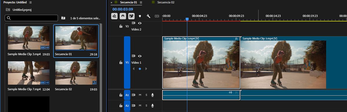 Le panneau Montage est ouvert et des clips sont ajoutés à la séquence.Les images clés sont ajoutées en vue de leur animation.