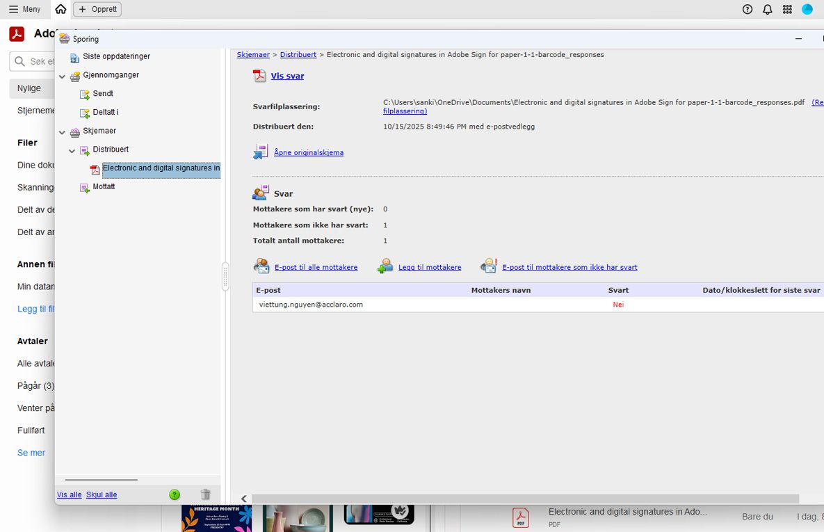 Adobe Acrobat Sporing-grensesnittet viser svarstatus for et distribuert skjema. Det viser mottakerdetaljer, svarsporing og alternativer for å sende e-post eller legge til mottakere.