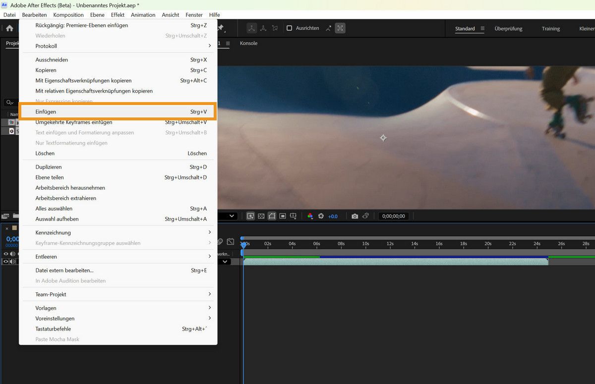 After Effects-Benutzeroberfläche mit geöffnetem Menü „Bearbeiten“ und ausgewählter Funktion „Einfügen“, das Inhalte anzeigt, die in eine Kompositionsschnittfenster eingefügt wurden.