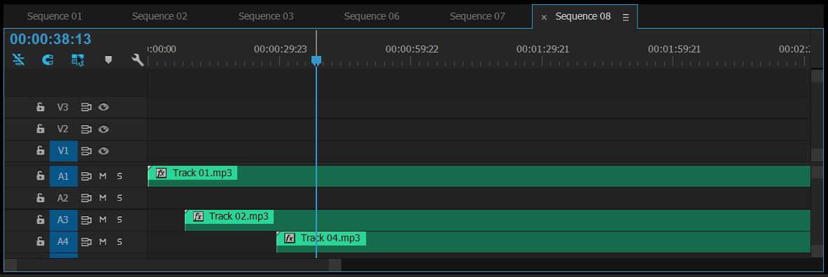 La section du mixage de pistes audio est ouverte et affiche les pistes audio, tandis que les espaces affichent des pistes vides.