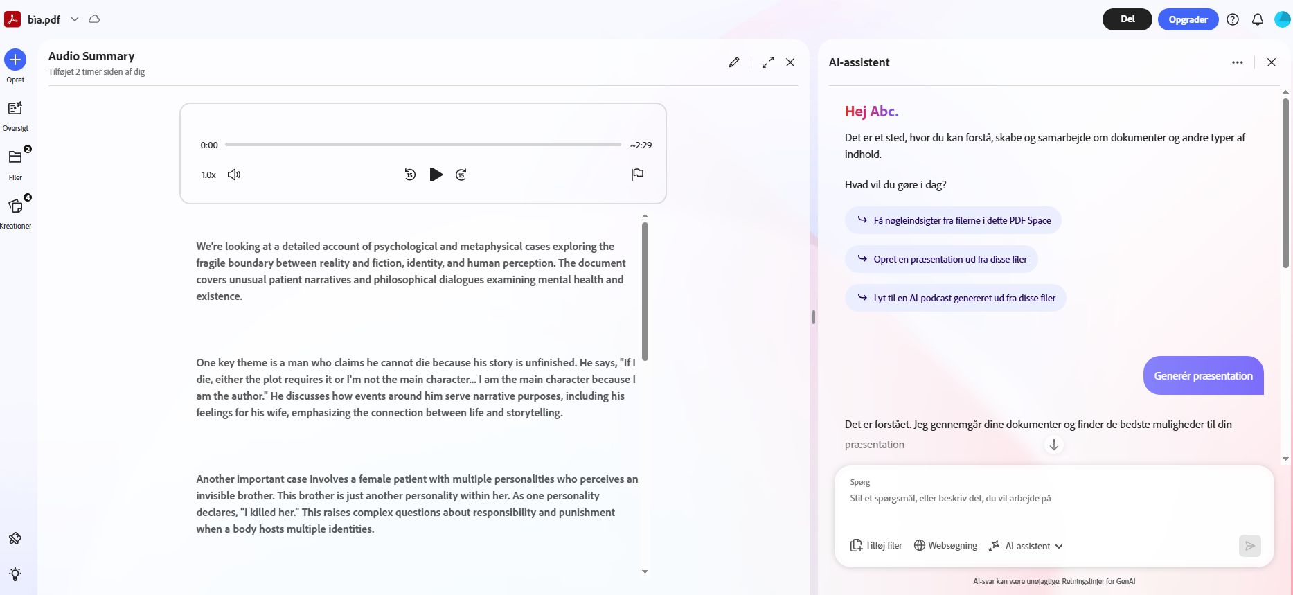 Lydoversigt, der viser en genereret transskription med tidsstempler og et AI-assistent-panel, der opsummerer tendenser i wellness-branchen.