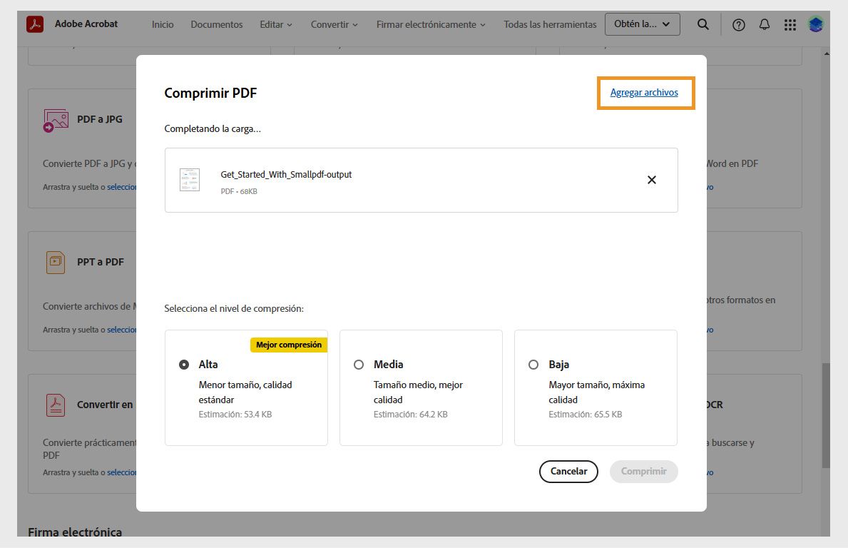 El cuadro de diálogo Comprimir PDF muestra los tres niveles de compresión: Alto, Medio y Bajo. La opción Añadir archivos aparece resaltada.