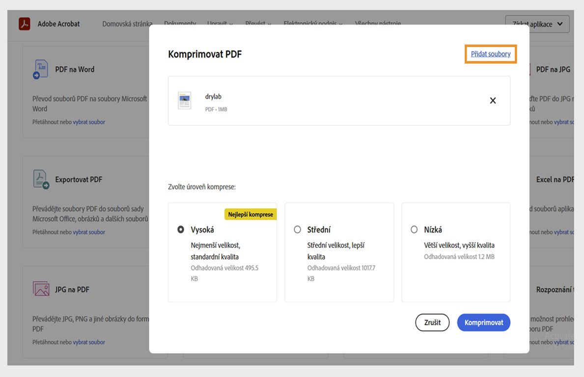 V dialogovém okně Komprimovat PDF se zobrazují tři úrovně komprimace: Vysoká, Střední a Nízká. Zvýrazní se možnost Přidat soubory.