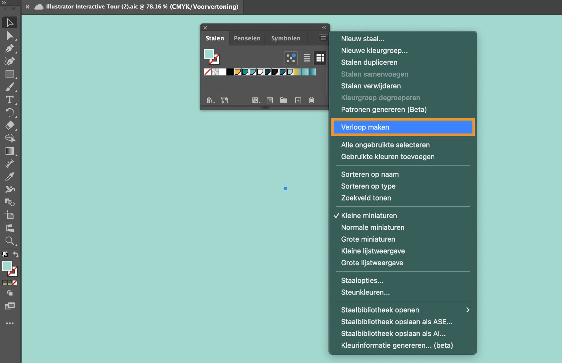 Illustrator-werkruimte met het deelvenster Stalen geopend en de optie 'Verloop maken' geselecteerd in het vervolgkeuzemenu.