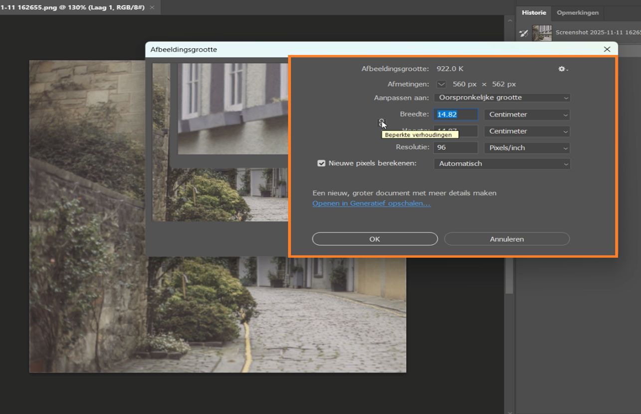 Dialoogvenster Afbeeldingsgrootte met breedte en hoogte in centimeters, 144 PPI-resolutie en Naaste buur-resampling.
