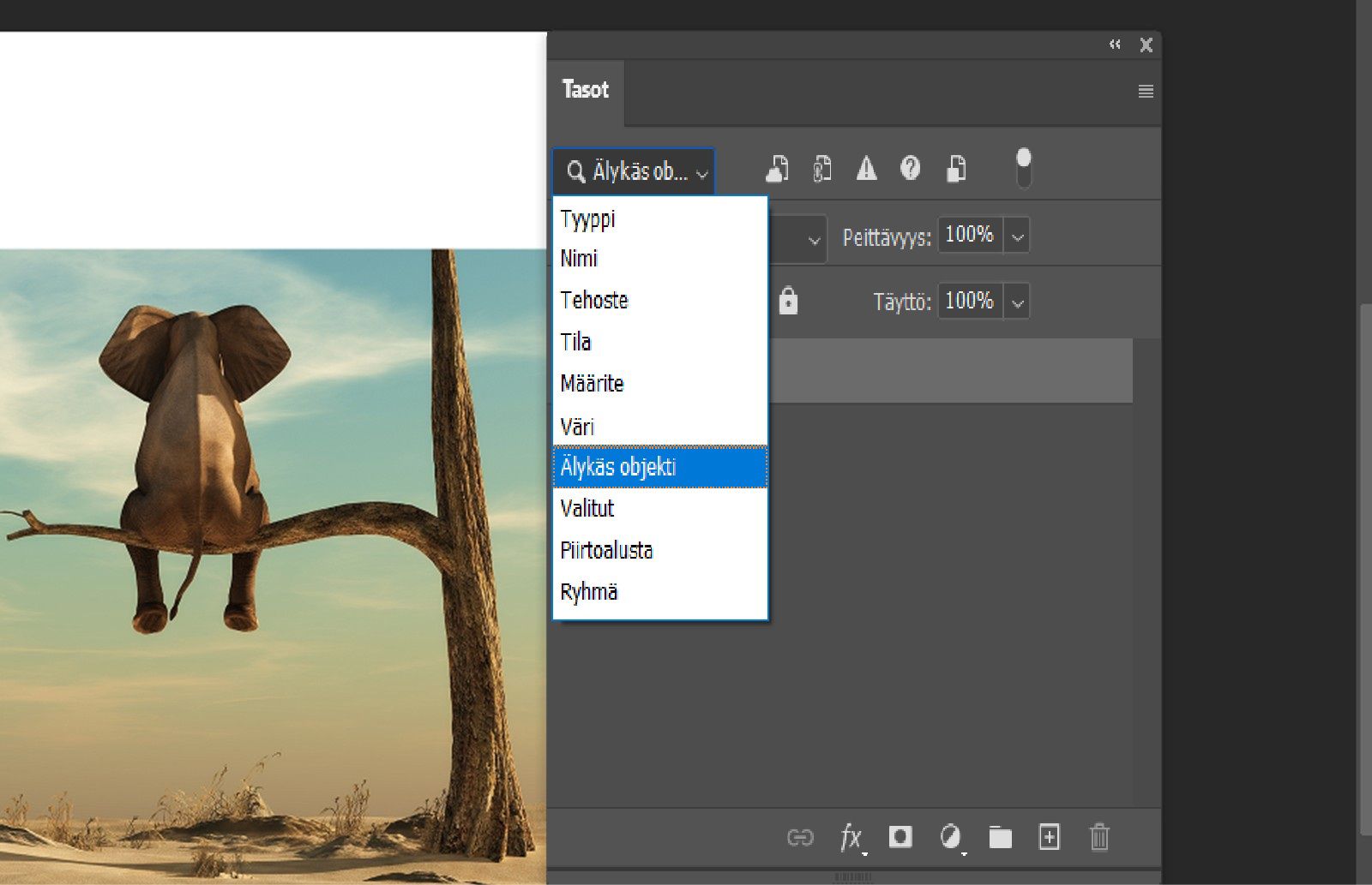 Tasot-paneeli, jossa on valittu Älykäs objekti -suodatin ja jossa on kuvakkeet linkitetyille, upotetuille, puuttuville ja ei-ajantasaisille objekteille.