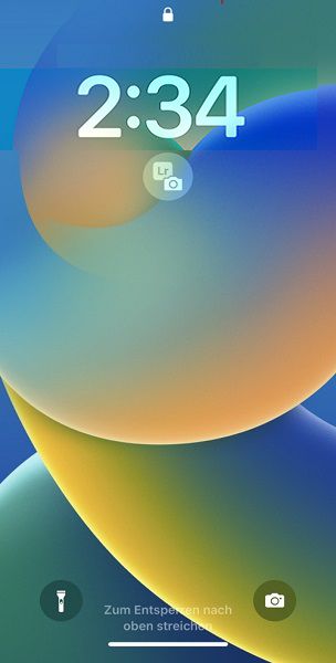 Screenshot des Sperrbildschirms mit dem Lightroom-Camera-Widget