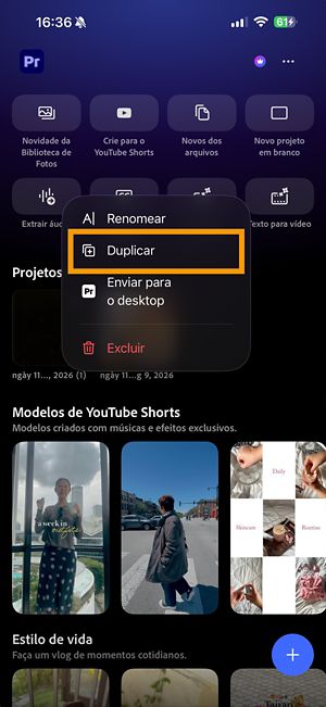 Menu de mais opções para um projeto do Premiere mostrando a opção Duplicar.