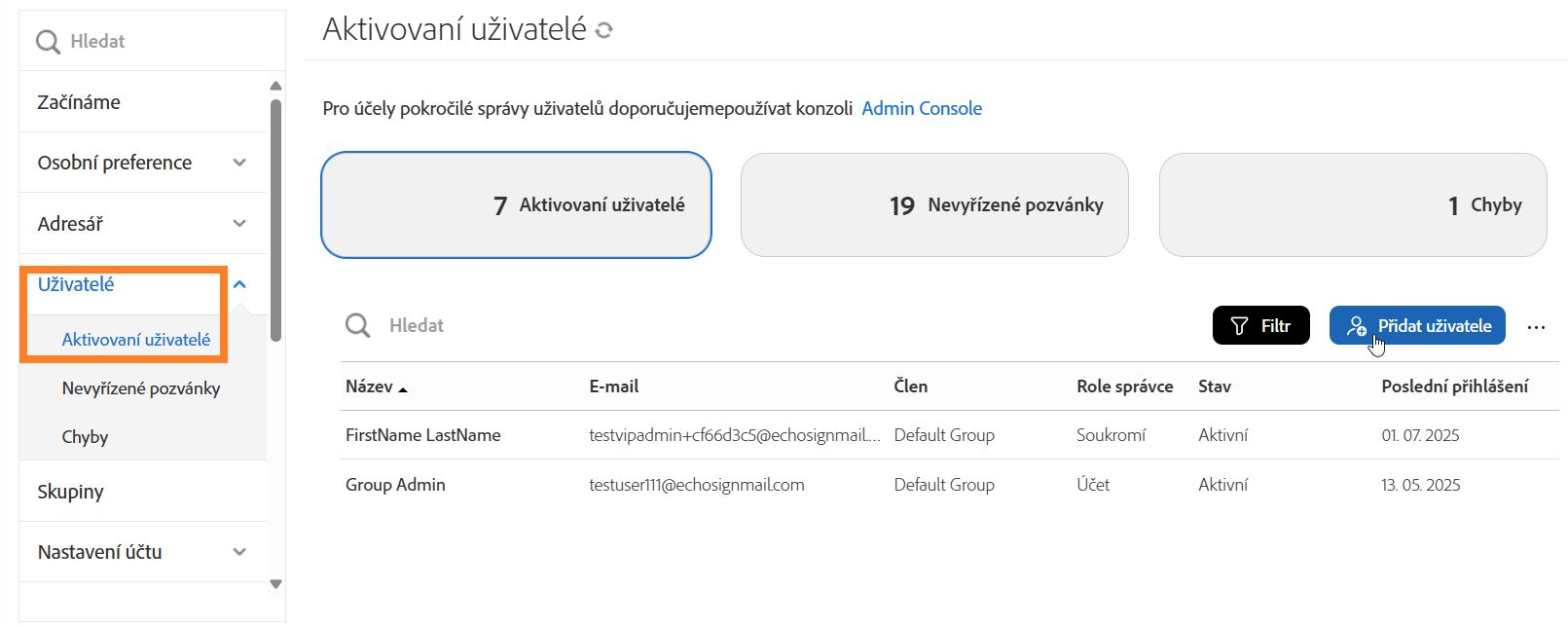 Stránka Aktivovaní uživatelé se zvýrazněným tlačítkem Přidat uživatele.