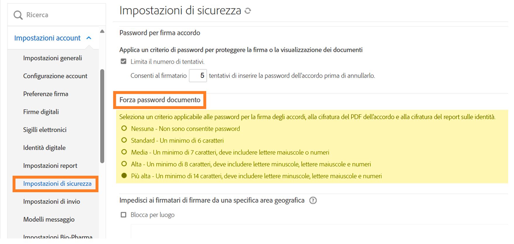 Impostazioni di sicurezza nel menu di amministrazione in cui sono evidenziati i controlli di Forza password documento.