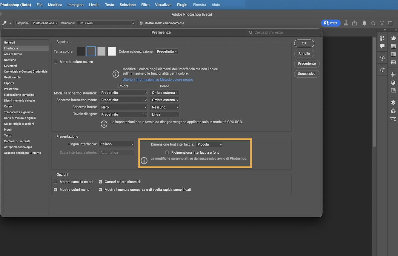 Finestra di dialogo Preferenze di Photoshop con menu a discesa Dimensione font interfaccia che mostra le options Minuscolo, Piccolo, Medium e Grande.
