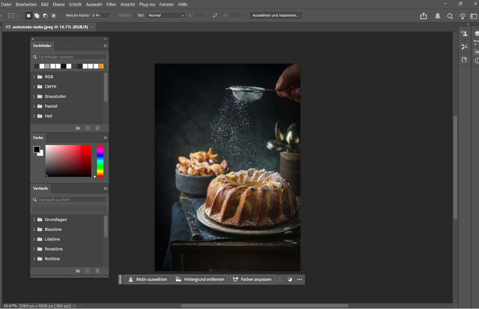 Photoshop-Arbeitsbereich mit Farbfeld-, Farb- und Verlaufsbedienfeldern, die als schwebende Bedienfelder auf der linken Seite gestapelt sind.