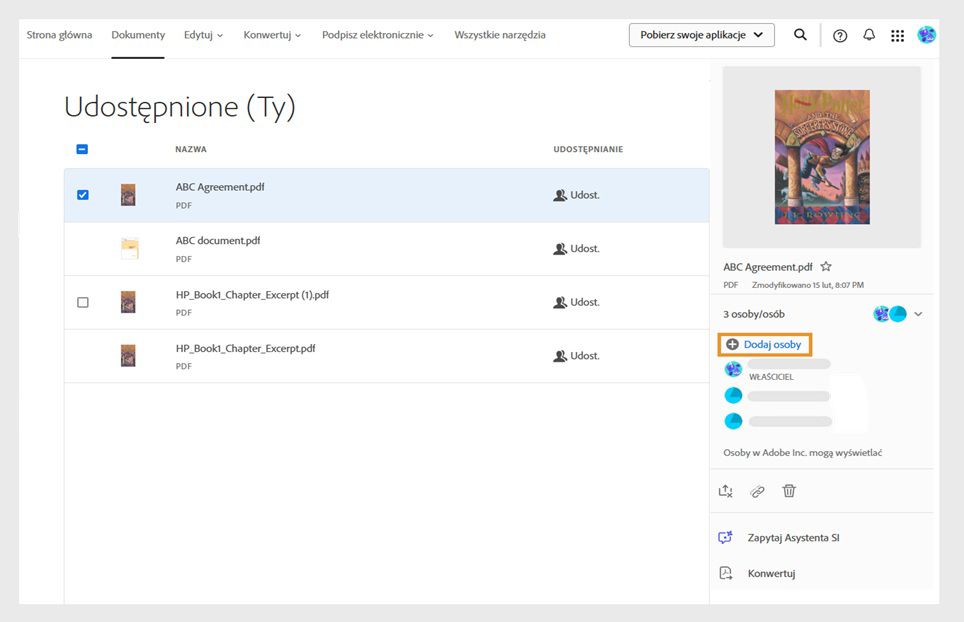Wybranie dokumentu z listy powoduje wyświetlenie menu w prawym panelu, który zawiera opcje dodawania osób do istniejącego dokumentu, anulowania udostępniania pliku, udostępniania łącza lub usuwania udostępnionego pliku.