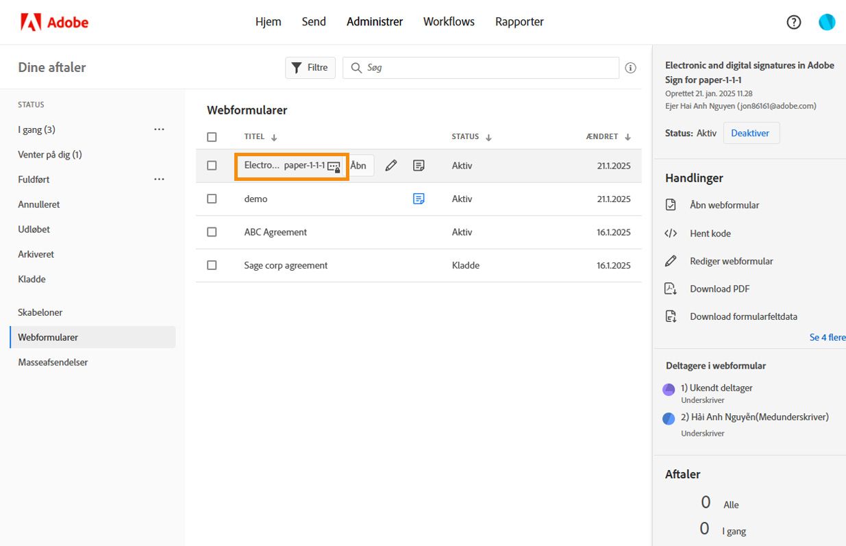 Markering af en webformular viser webformularens oplysninger og en handlingsmenu i højre rude.