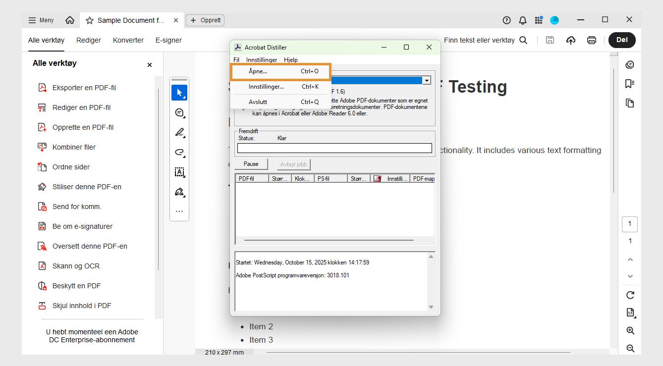 Acrobat Distiller-vinduet viser Fil-menyen med følgende alternativer: Åpne, Innstillinger og Avslutt.