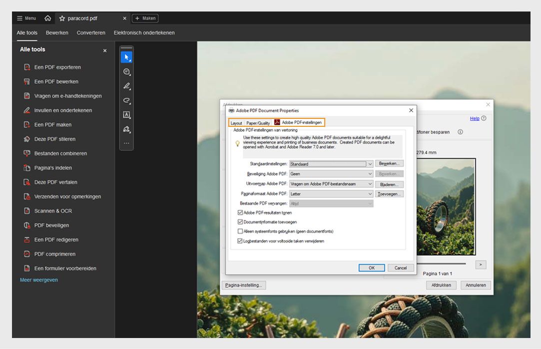 Op het tabblad Adobe PDF-instellingen in het dialoogvenster Adobe PDF-afdrukvoorkeuren worden de opties Standaardinstellingen, Adobe PDF-beveiliging en Adobe PDF-uitvoermap weergegeven. 