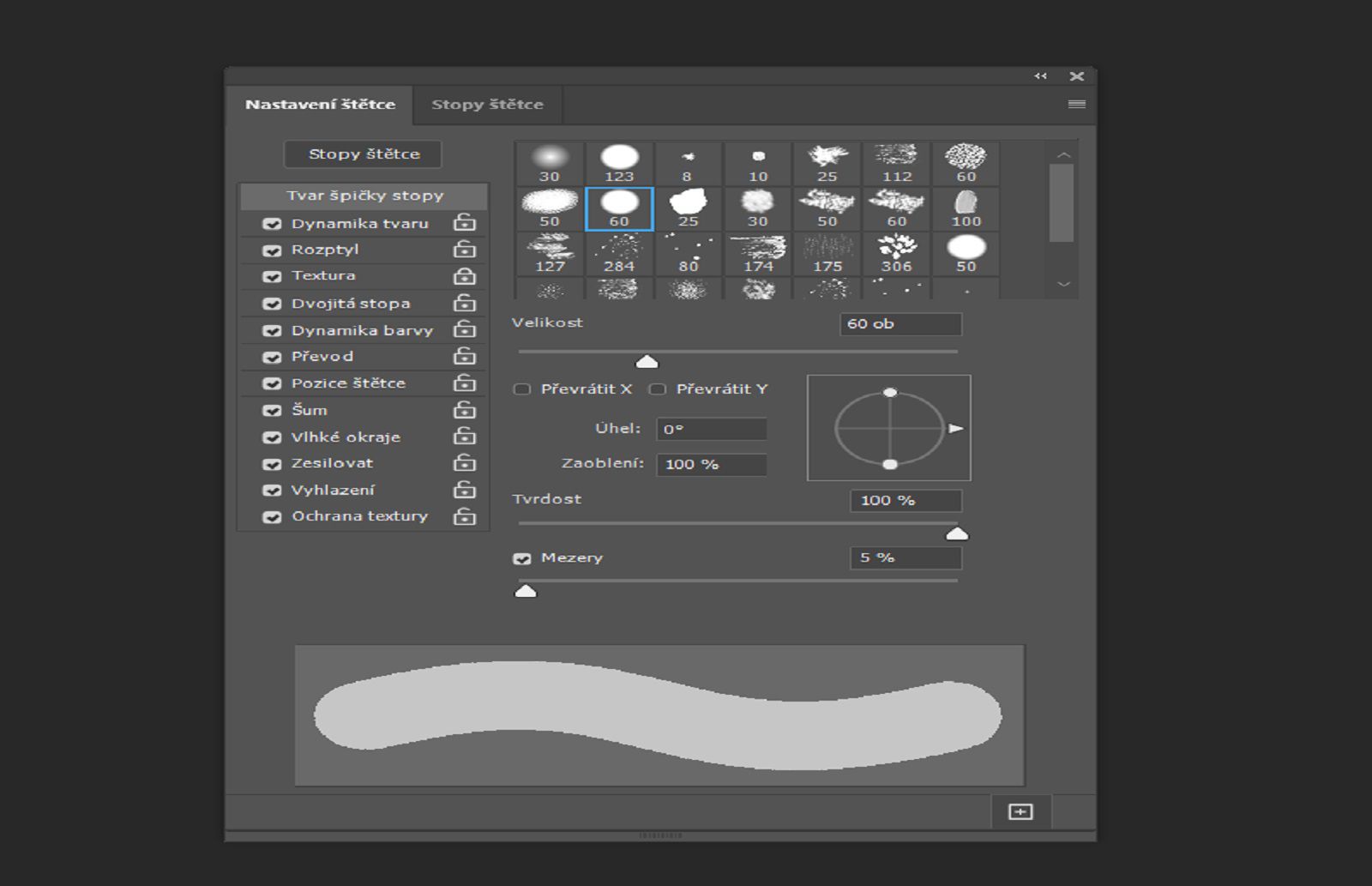 Panel Nastavení štětce zobrazuje ovládací prvky pro štětce a živý náhled tahu v dolní části.