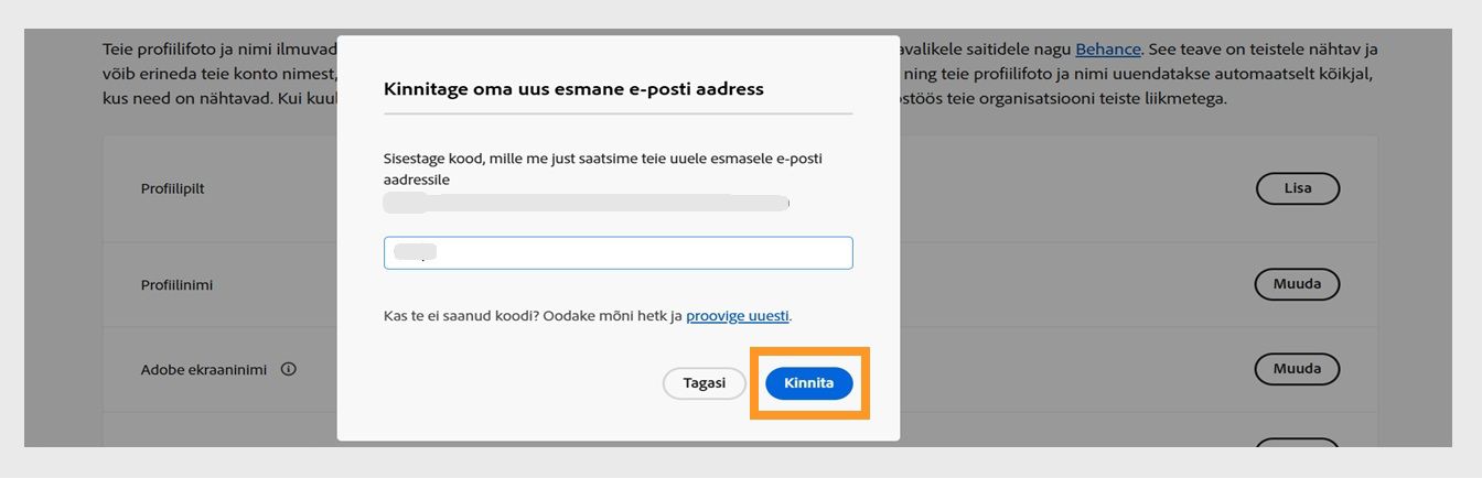 Dialoogiboks Kinnitage oma e-post ja väli kinnituskoodi sisestamiseks ning esiletõstetud nupp Kinnita.