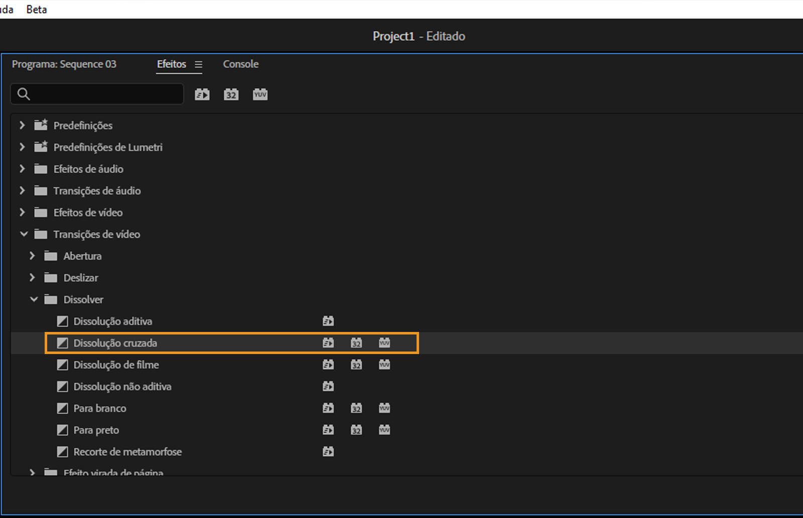 O painel “Efeitos” está aberto e, entre a lista de efeitos, a transição “Dissolução cruzada” está realçada.