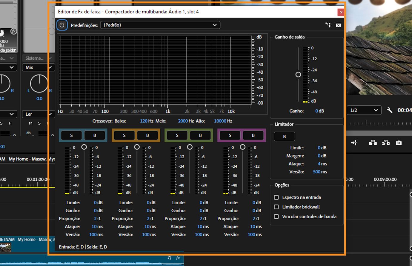 O painel “Compactador multibanda” no Premiere Pro, mostrando frequências de crossover, controles deslizantes de ganho, proporções de compactação e configurações de limitador para quatro bandas de frequência.