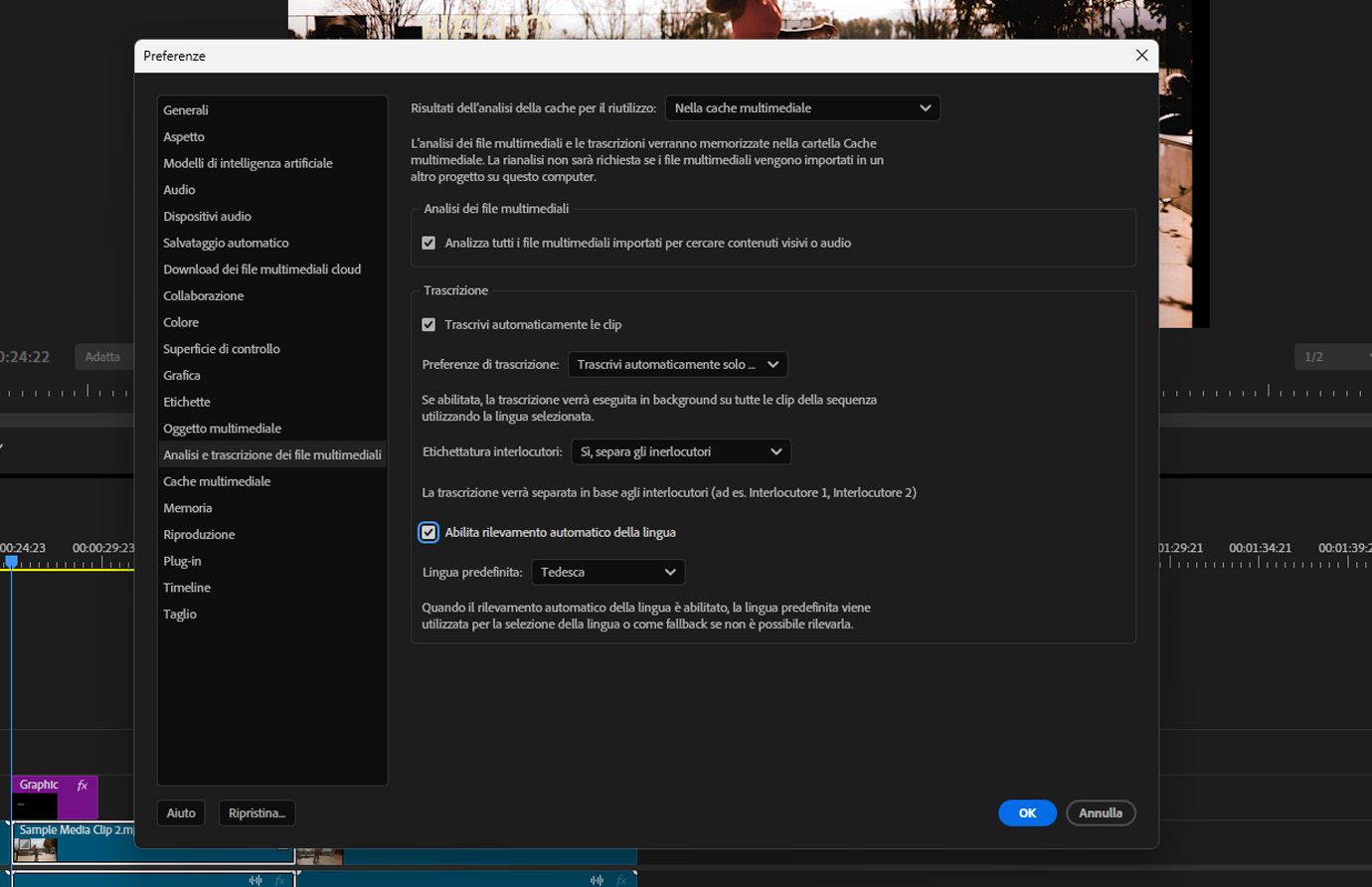 La finestra di dialogo Preferenze è aperta e l'opzione Analisi media e trascrizione è selezionata per visualizzare impostazioni come Analisi visiva e Trascrizione.