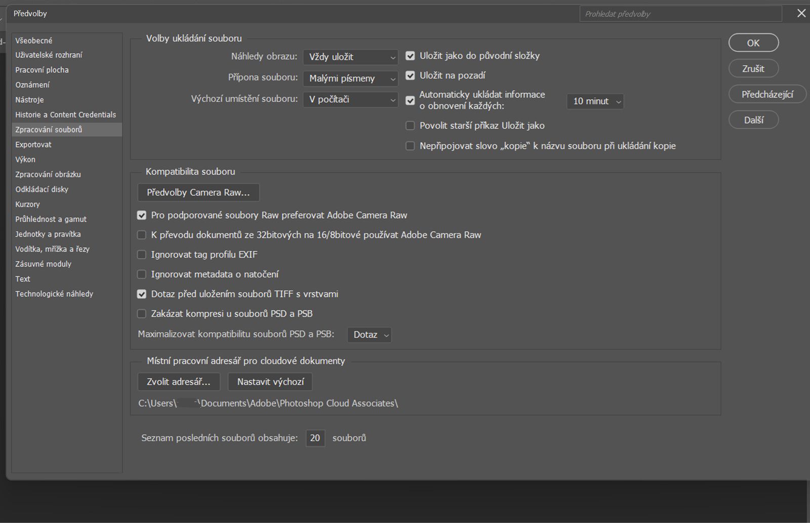 Je otevřeno dialogové okno Předvolby a zobrazen panel Zpracování souborů s možnostmi nastavení chování při ukládání souborů, intervalů obnovení, výchozích umístění souborů a nastavení kompatibility.