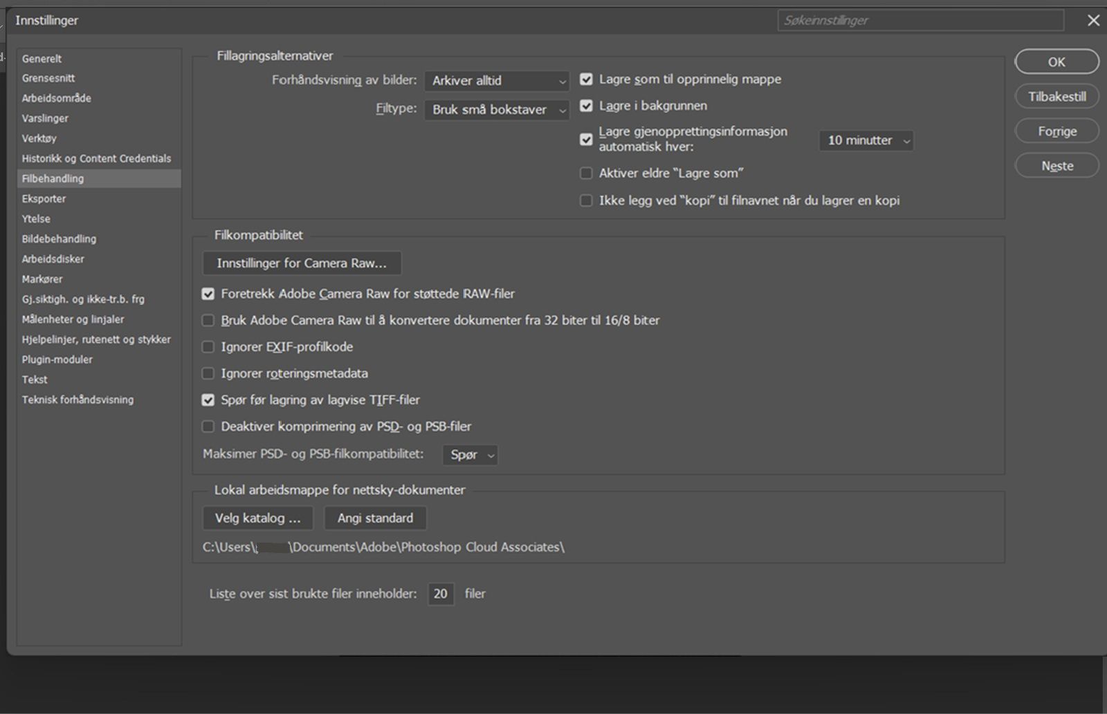 Otwarte jest okno dialogowe Preferencje i wyświetlany jest panel Obsługa plików z opcjami ustawiania zachowań zapisywania plików, interwałów odzyskiwania, domyślnych lokalizacji plików i ustawień zgodności.