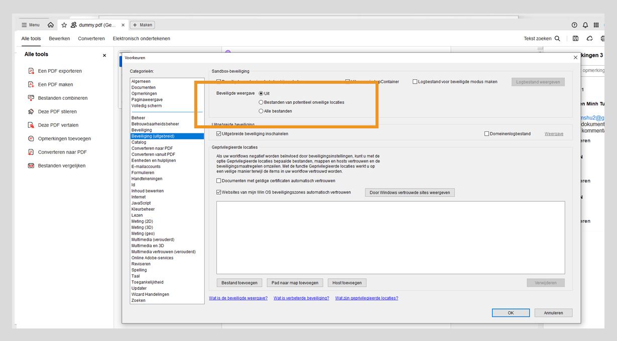 Het dialoogvenster Beveiligingsvoorkeuren in Acrobat met instellingen voor Beveiligde weergave en opties voor vertrouwde sites voor het beheren van de bestandsveiligheid.
