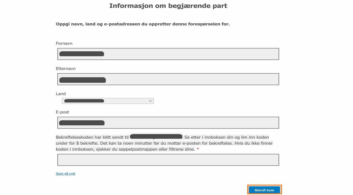 Skjemaet for forespørselsinformasjon viser felt der den som forespør kan oppgi kontaktinformasjonen sin og validere e-postadressen sin.