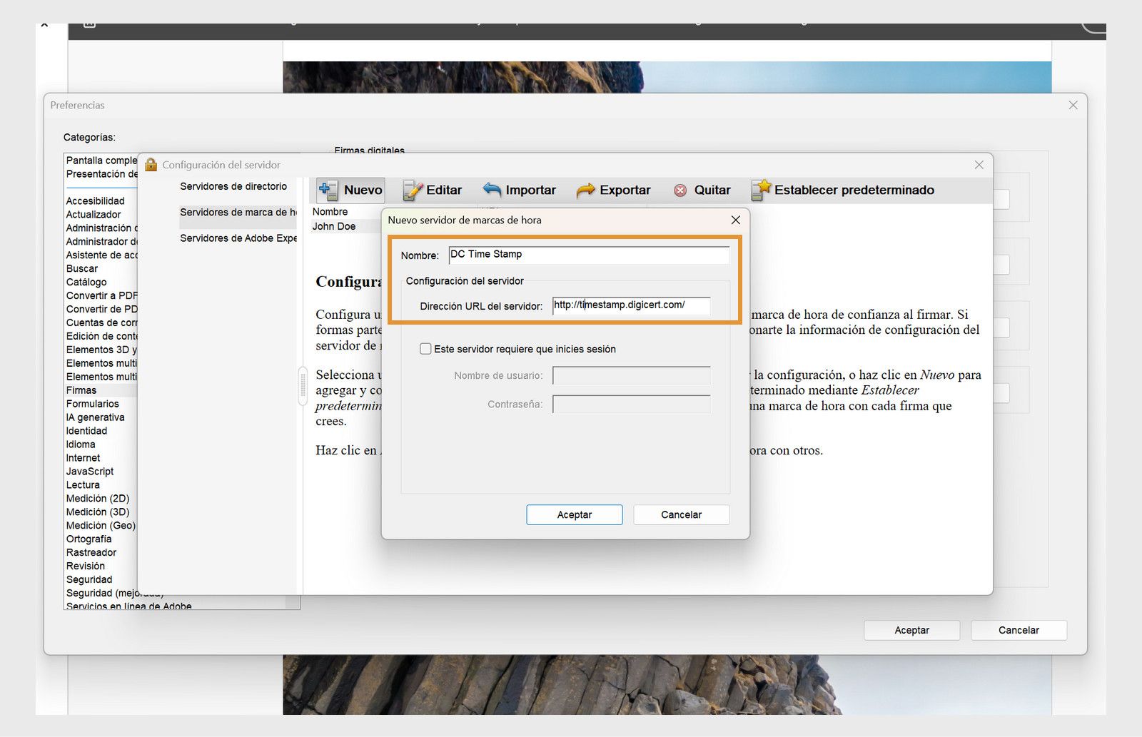 La ventana Configuración del servidor en Acrobat muestra campos para introducir el nombre y la URL de un servidor de marcas de tiempo, con una opción para habilitar las credenciales de inicio de sesión.