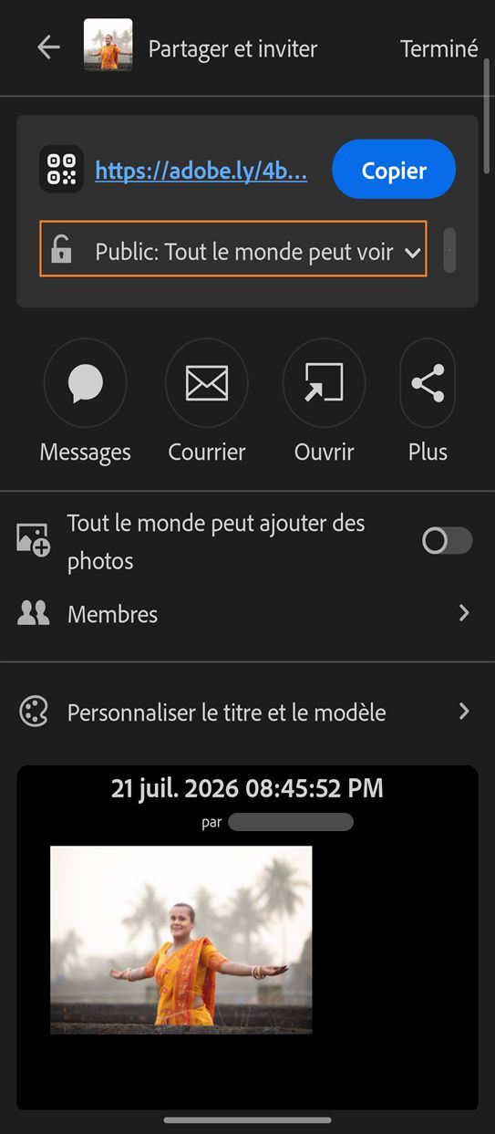 Le panneau Partager et inviter affiche les options de partage d’album avec la fonctionnalité Accès au lien définie sur Public : tout le monde peut voir mise en évidence.