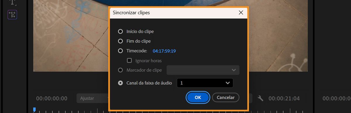 A caixa de diálogo Sincronizar clipes é aberta, oferecendo várias opções para sincronizar clipes, incluindo Início do clipe, Fim do clipe e Código de tempo.