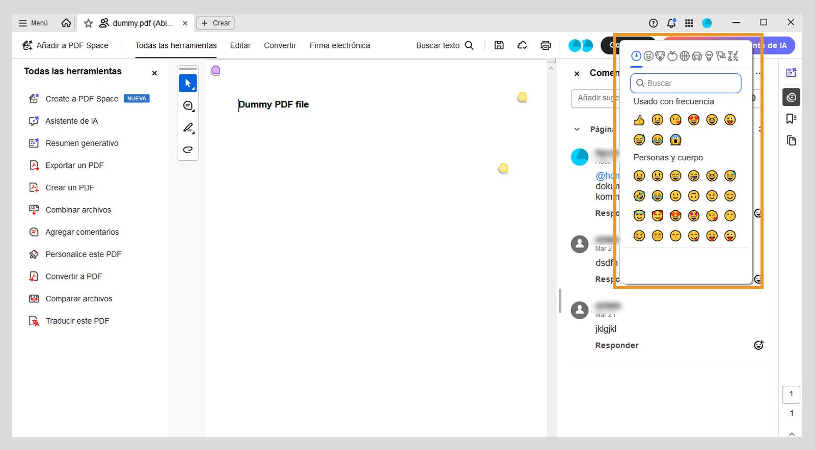 El cuadro de diálogo con emoticonos está visible encima del panel de comentarios.