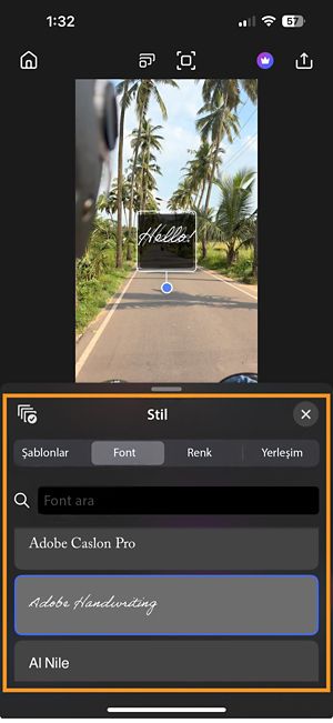 Font seçme ekranı açıkken, üst kısımda belirli fontları bulmak için bir arama kutusu ve altında font listesi gösterilir.