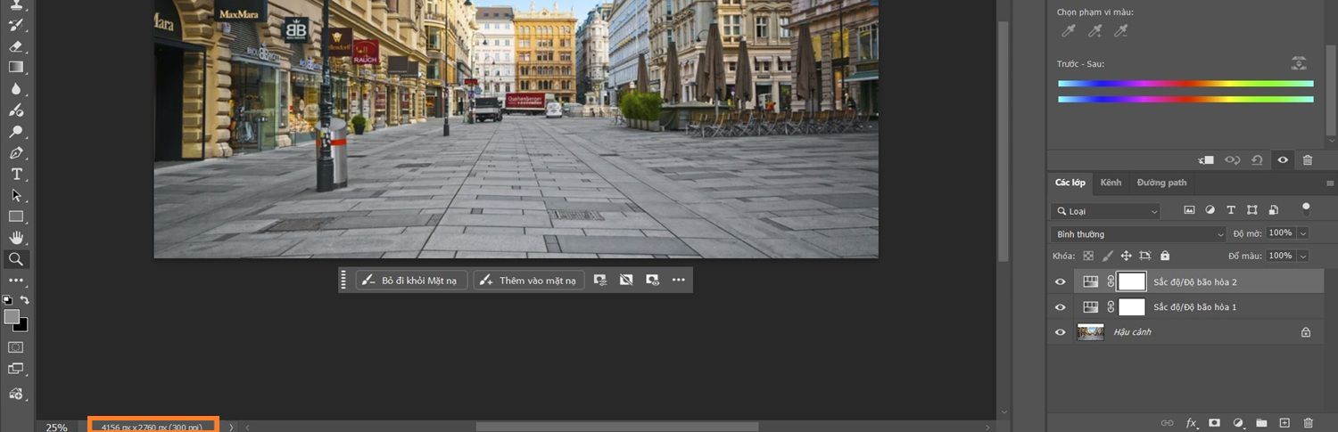 Nút chi tiết kích thước hình ảnh được làm nổi bật ở góc dưới bên trái của canvas Photoshop.		