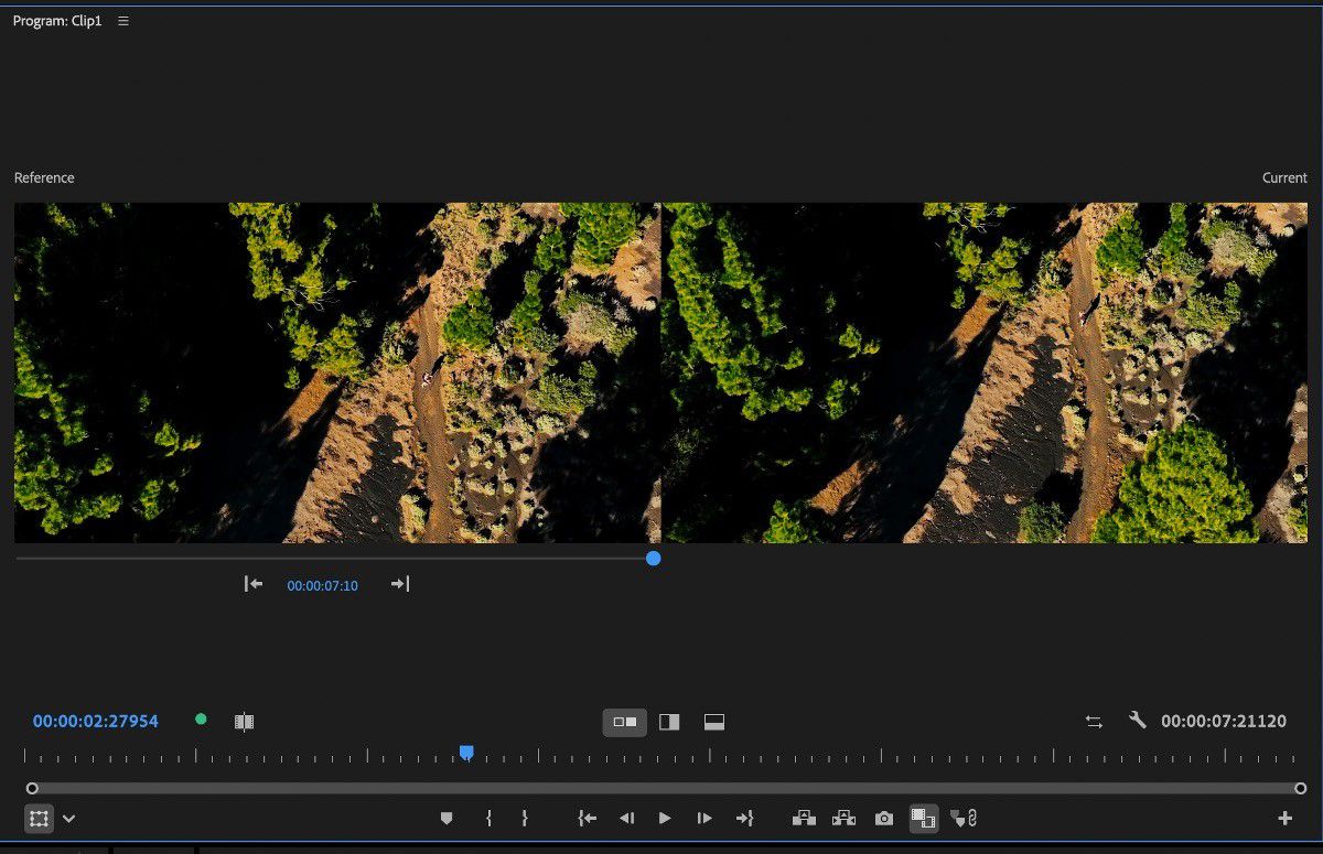 La comparación lado a lado en el Monitor de programa que muestra un fotograma de referencia seleccionado al desplazarse a un fotograma diferente utilizando el código de tiempo desplazable.