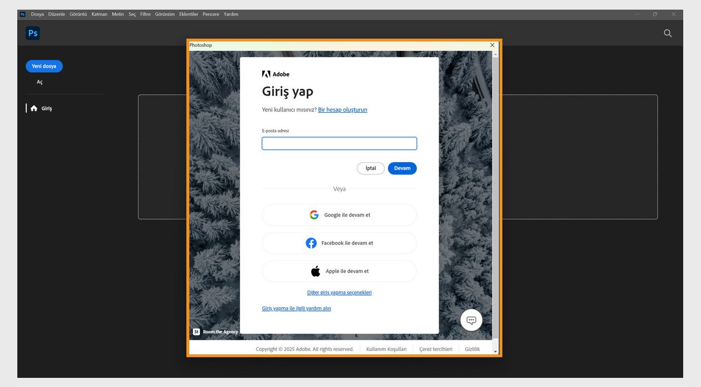 Creative Cloud uygulamalarındaki giriş istemi, e-posta adresinizi yazacağınız alanı ve devam etme veya iptal etme, giriş yapma konusunda yardım alma, yeni hesap oluşturma ve sosyal hesapla giriş yapma seçeneklerini gösterir. 