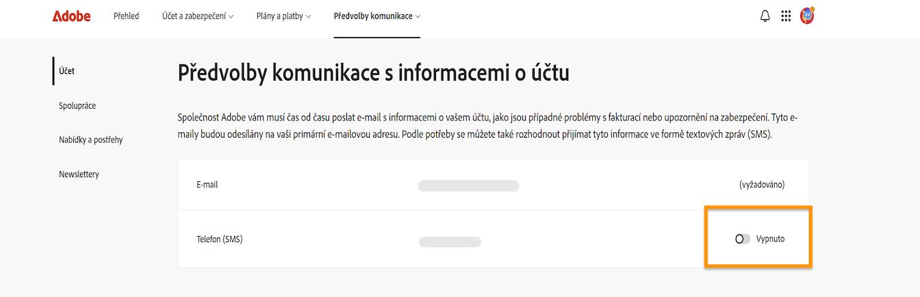 Tlačítko přepínače, které se nachází na pravé straně obrazovky pod Předvolbami komunikace účtu, umožňuje zapnout nebo vypnout telefonní oznámení.