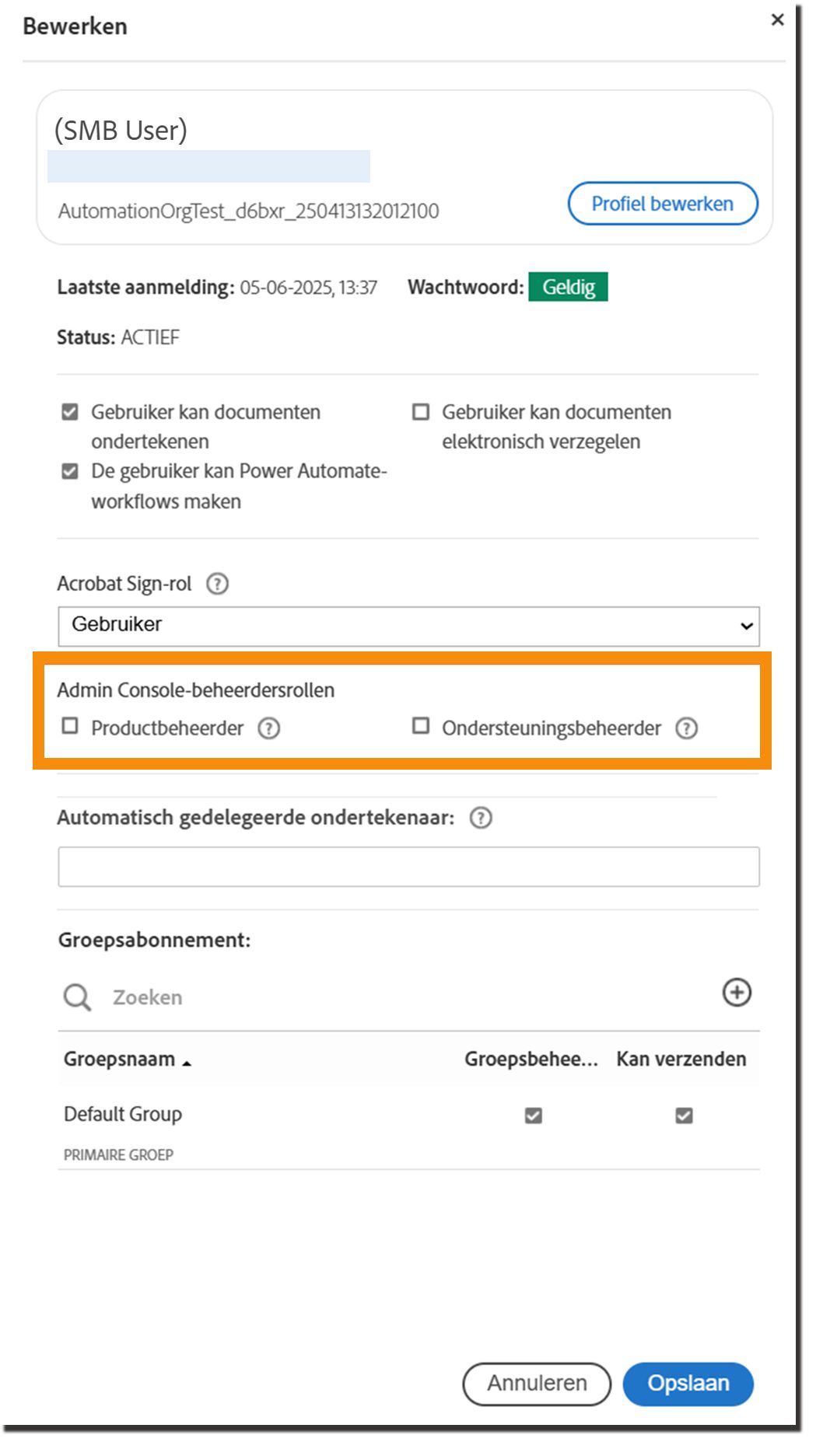 het deelvenster Gebruikersprofiel met de Admin Console-rollen gemarkeerd.