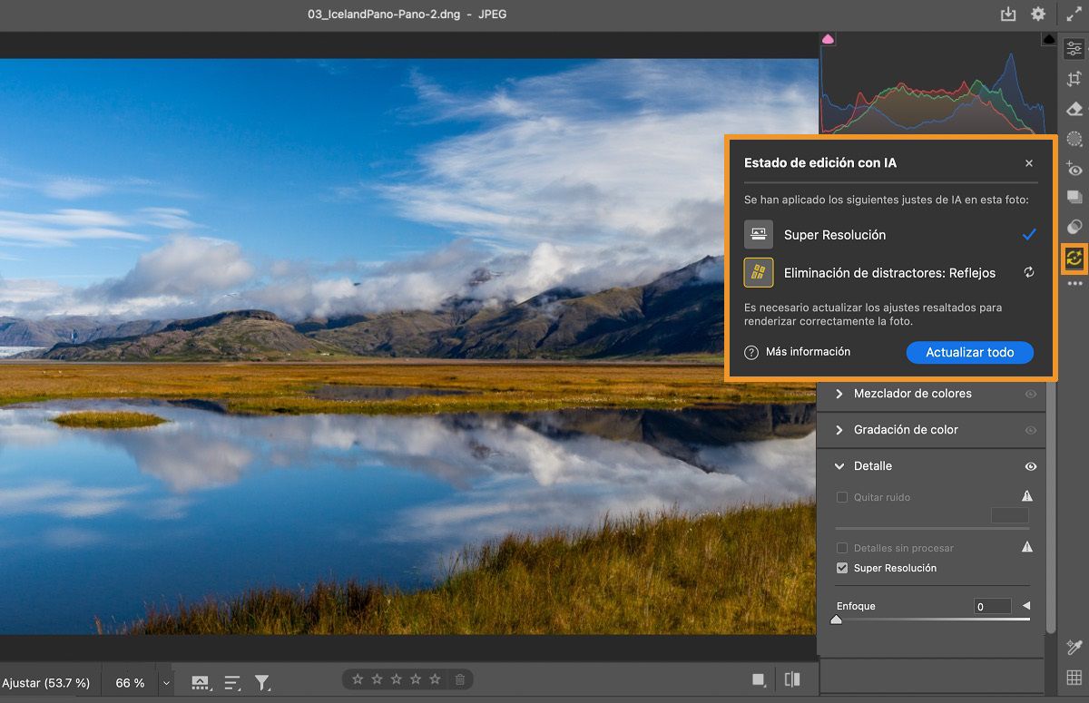 Interfaz de ACR que muestra una imagen de un paisaje con montañas, un lago y campos cubiertos de hierba. El panel Estado de edición con IA muestra que se han aplicado &quot;Super Resolución&quot; y &quot;Eliminación de distracciones: Reflejos&quot;, y la opción &quot;Actualizar todo&quot; está resaltada.