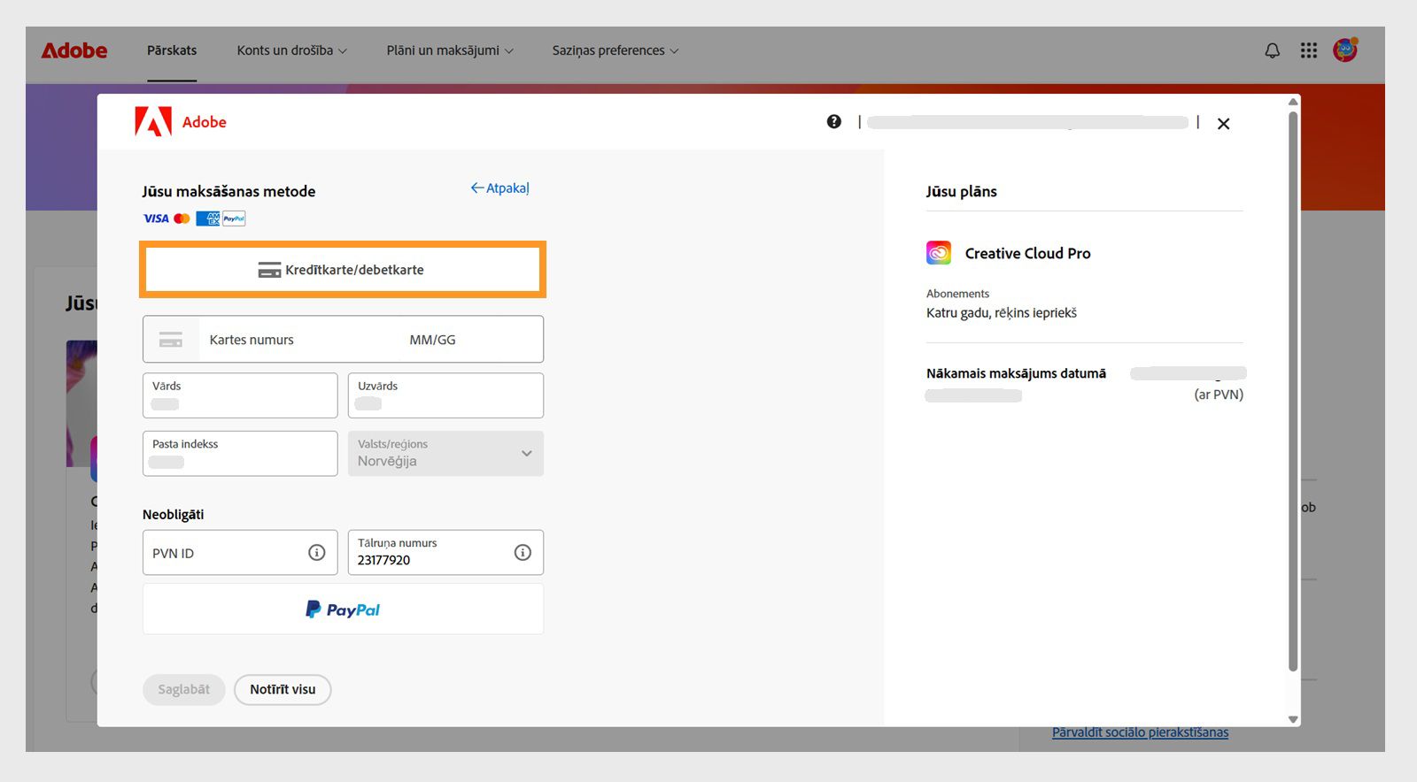 Logs Jūsu maksājuma metode rāda pieejamās maksājuma metodes. Izvēloties maksājuma metodi, tiek parādīti lauki maksājuma informācijas ievadīšanai. 