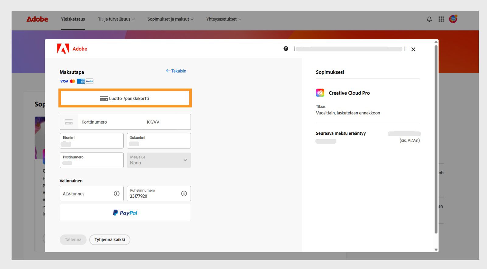Maksutapasi-ikkuna näyttää käytettävissä olevat maksutavat. Maksutavan valitseminen tuo näkyviin kentät maksutietojen syöttämistä varten. 