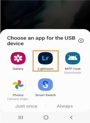 为插入的相机选择 Lightroom 应用程序