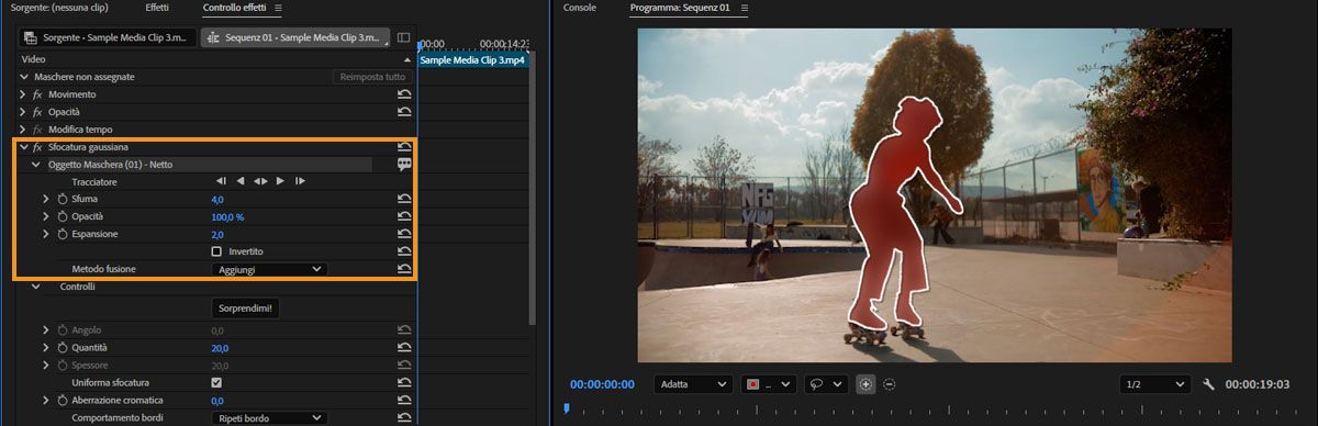Nel pannello Controlli effetti, le proprietà vengono visualizzate quando la maschera è selezionata nel Monitor programma.