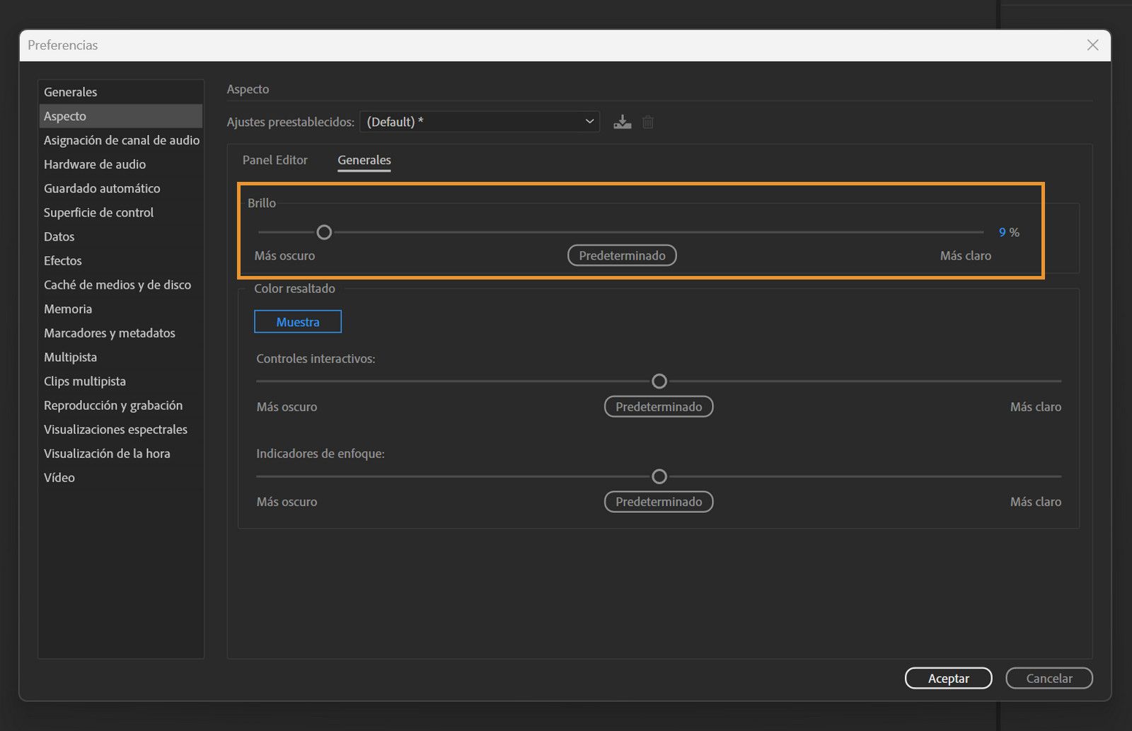 Se abre la ventana Preferencias, se muestra la pestaña General y se resalta la opción para aumentar o reducir el brillo del espacio de trabajo. 